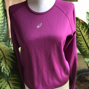 Asics workout top in raspberry color, size M
